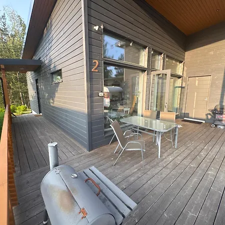 Paritalon Puolikas Homestay *